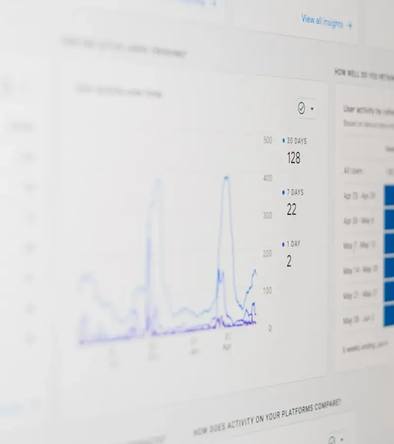 SaaS Multi-Tenant de Inventarios: Next.js 16, Prisma y Neon
